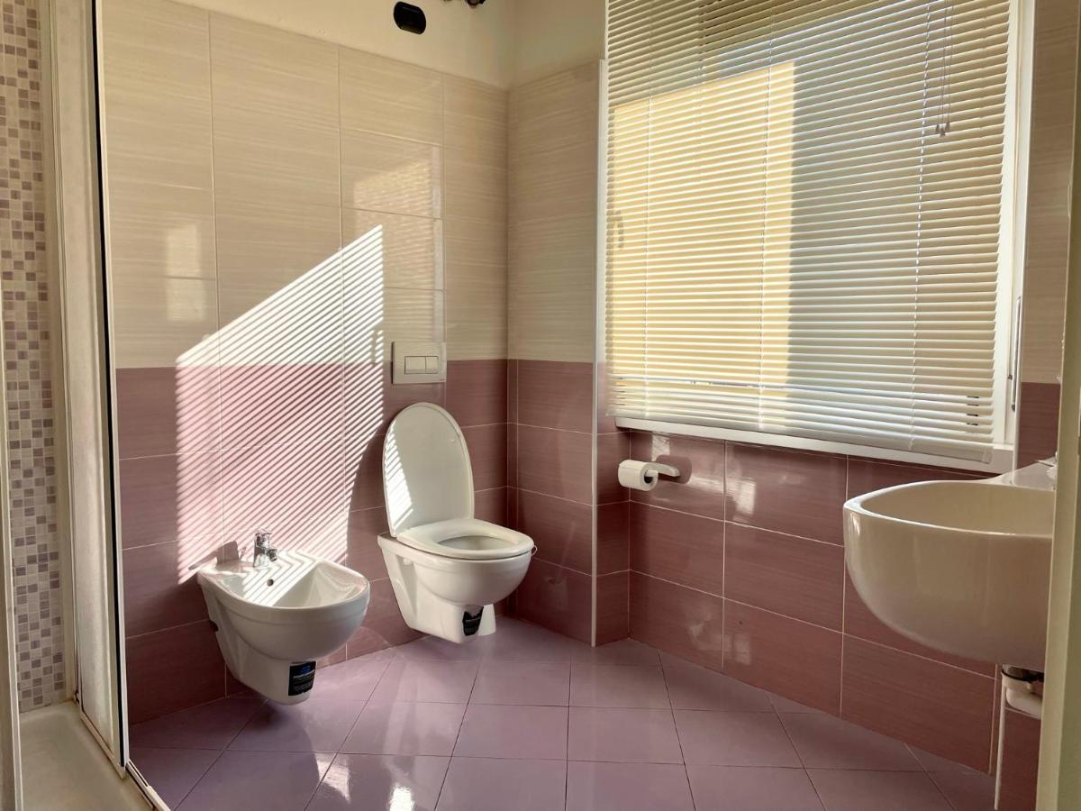La Gloria Rho Private Rooms Only Экстерьер фото